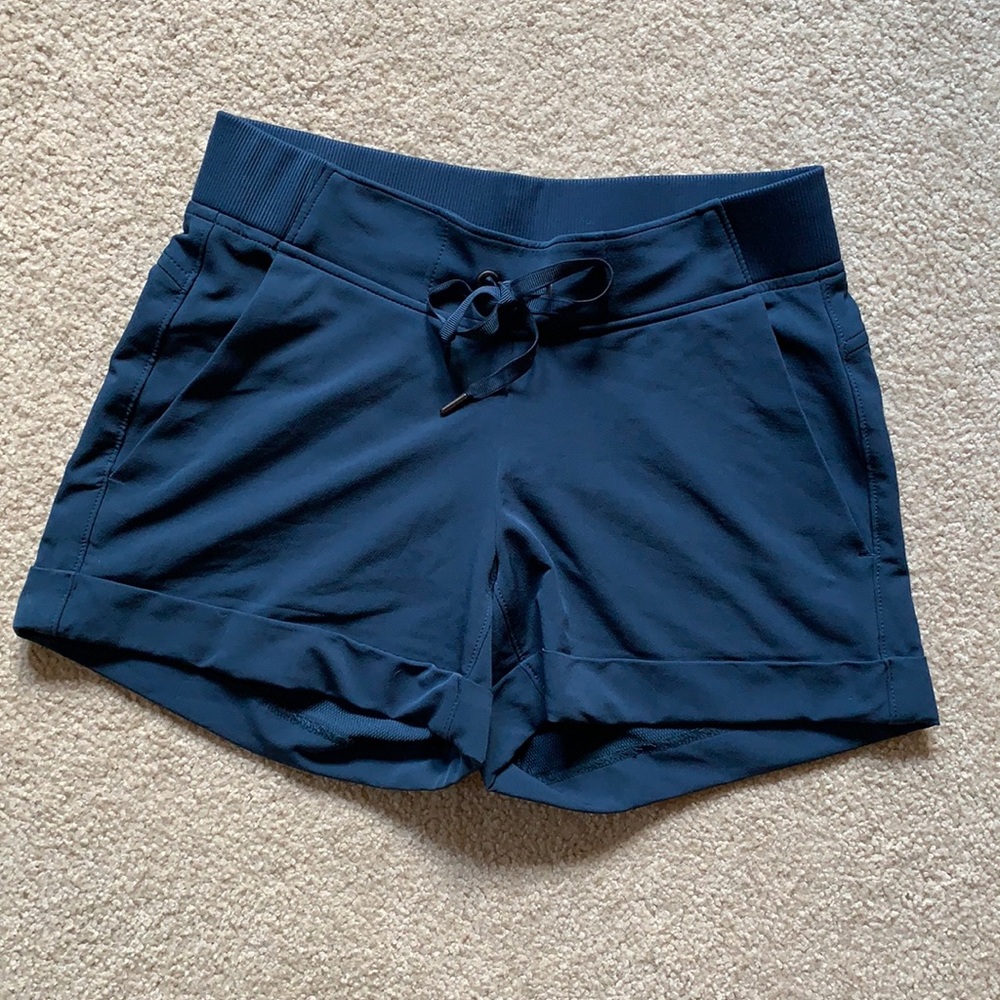 Brand new Athleta shorts, 0